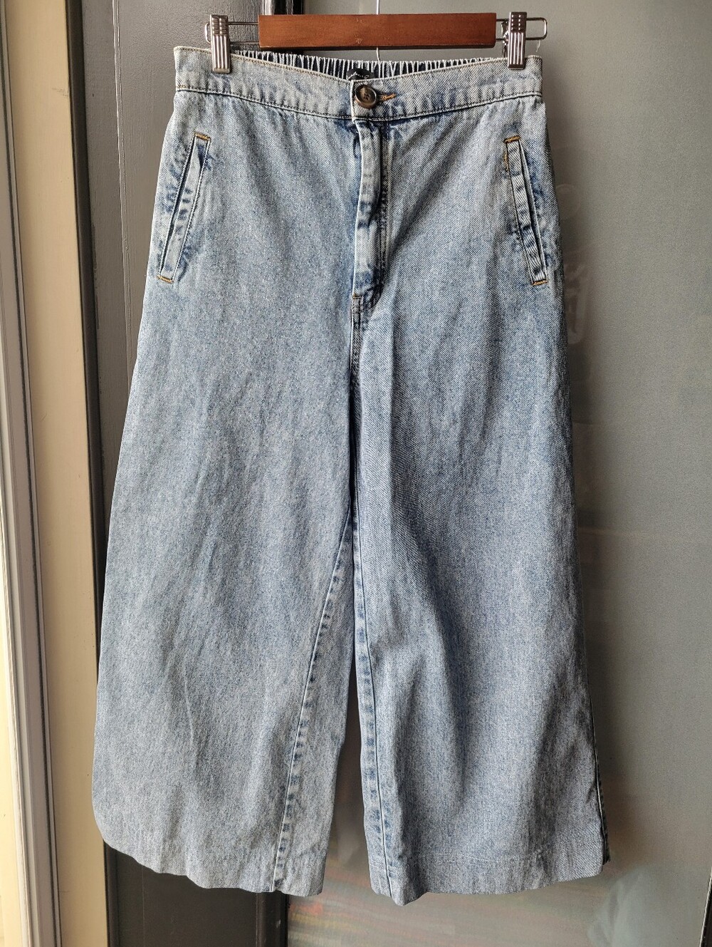Hunter & Brown Light Wash Wide-Leg Denim Women's Pants Size M Elastic Waist - Picture 2 of 13